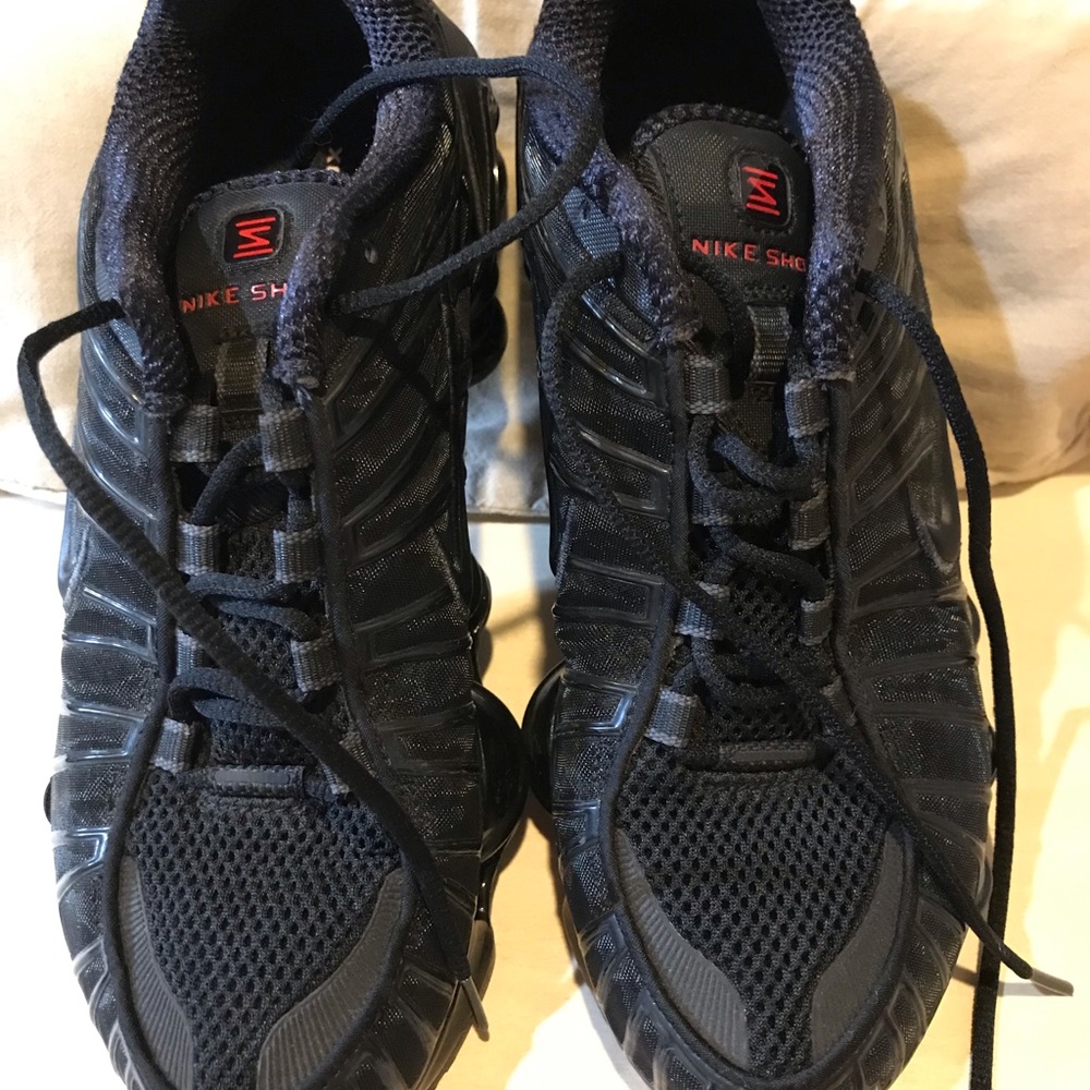 Nike Shox Shocks TL Blackout Shoes New - Picture 3 of 4